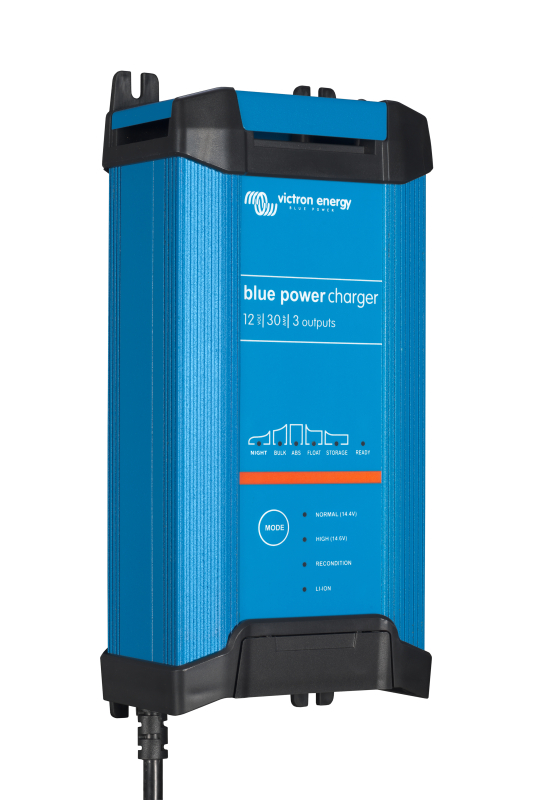 Blue Smart IP22 Ladegerät 24/8 (1)
